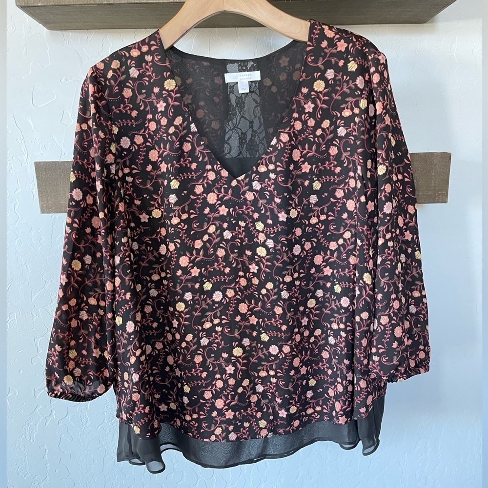 Lauren Conrad| Brown Floral Chiffon long sleeve blouse with Lace back detail🫶🏻